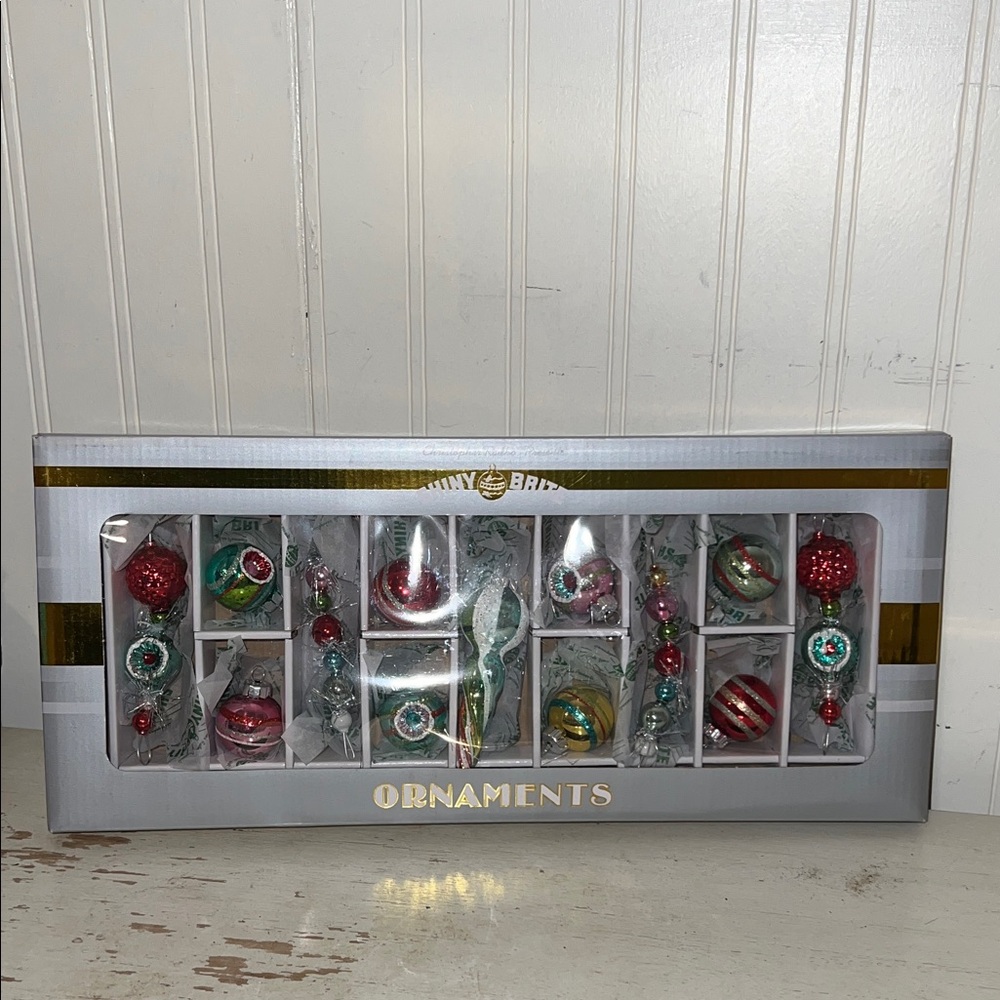 RARE Shiny Brite glass Christmas Ornaments indents